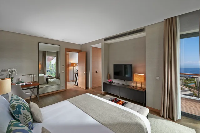 شقة بسرير كينج بإطلالة على البحر بغرفة نوم واحدة، Mandarin Oriental Bodrum 1/3