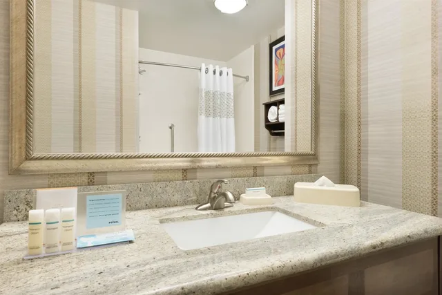 جناح بسرير كينج، Hampton Inn West Monroe 6/10