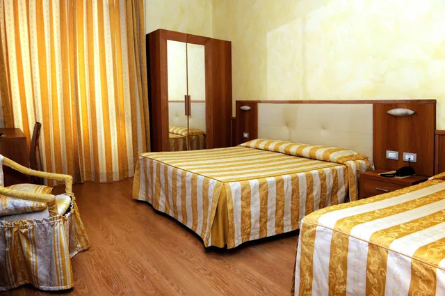 غرفة ثلاثية بثلاثة أسرّة، Hotel Corallo 2/4