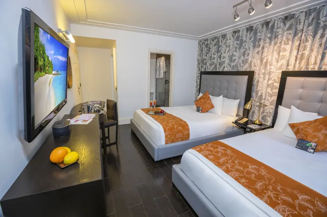 Classic, 2 Queen Beds, Riviera Suites South Beach 2/9
