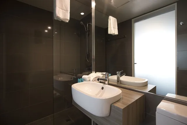 3 Bedrooms, Apartment, Double and Twin Beds, Water View، NOOSA SHORES RESORT 3/3