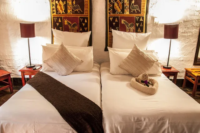 جناح جونيور بسرير كينج، Kedar Heritage Lodge Conference Centre Spa 1/3