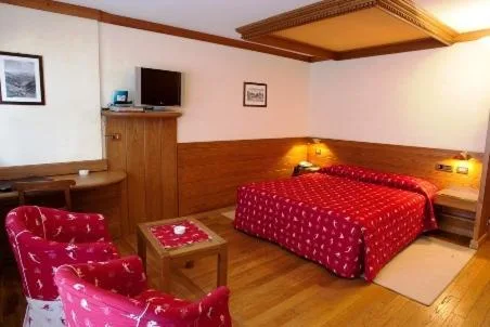 غرفة كبيرة بسرير مزدوج، Hotel Pavillon 2/2