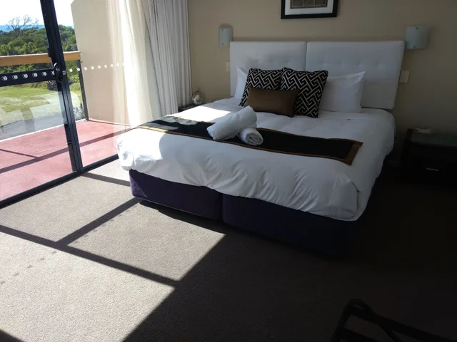 Superior, Apartment, King Bed, Beach Front، Diamond Island Resort 1/1