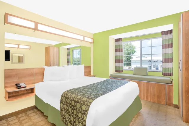 غرفة بسريرين كوين لذوي الإعاقة، Microtel Inn Suites By Wyndham Tuscumbia Muscle Shoals 8/10