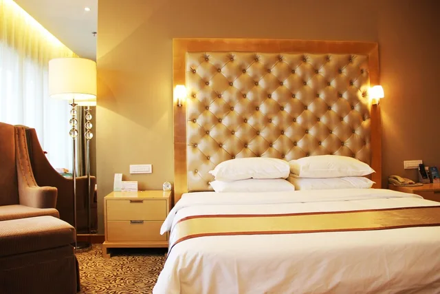 غرفة ديلوكس بسرير كينج، Glarun Jinling HOTEL 6/9