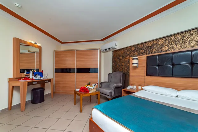 غرفة قياسية ثلاثية، Armas Kaplan Paradise Hotel 9/10