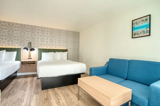 غرفة عائلية بسريرين كوين بغرفتي نوم، La Casa Inn 9/10