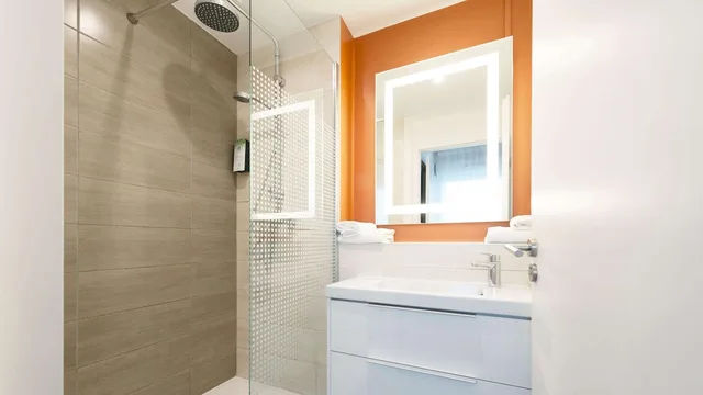 Standard, Double Bed, Hotel Campanile Metz Nord - Talange 10/10