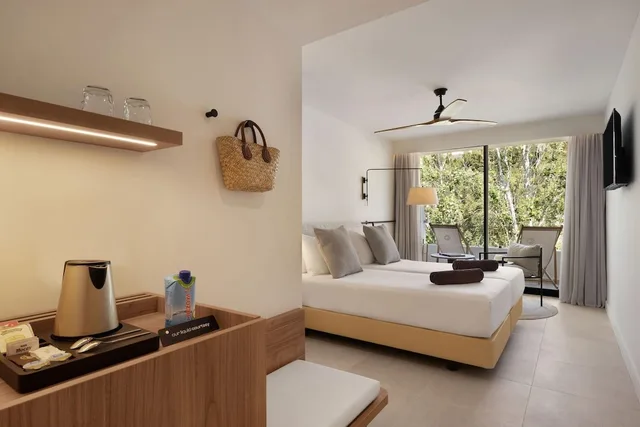 غرفة بريميوم بسريرين منفصلين بشرفة، Inmood Aucanada Hotel 2/7