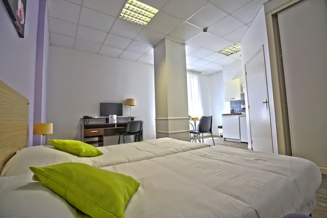 استوديو بسريرين منفصلين، APPART HOTEL MACON LE COURS MOREAU 2/6