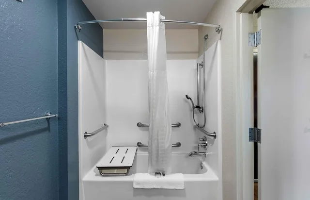 استوديو بسرير كوين لذوي الإعاقة، Extended Stay America Fremont - Warm Springs 3/4