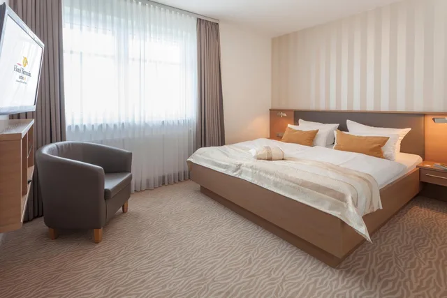 جناح بإطلالة على البحر بشرفة، Hotel Bernstein 2/4