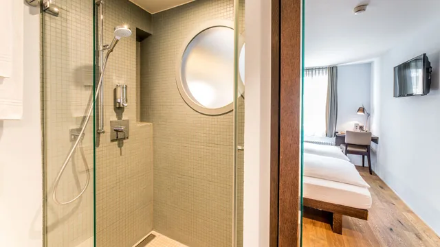 غرفة قياسية بسرير كوين، Boutique Hotel St Georg 5/5