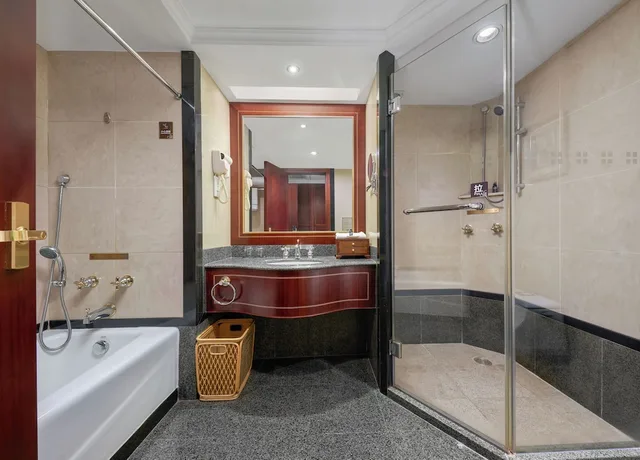 جناح ديلوكس بسرير كينج، Regal Palace Hotel 2/2