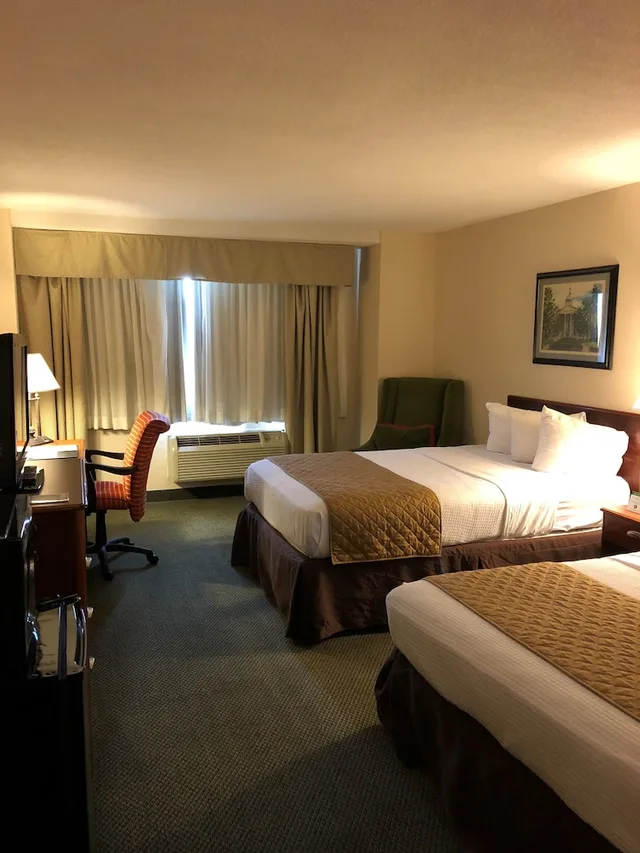Mini, Suite, 2 Double Beds، Capital Plaza Hotel 2/4