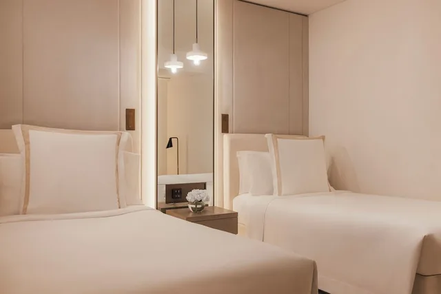 Family Suite, Garden, King and Twin Beds، Jumeirah Beach Hotel Dubai 3/5