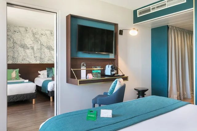Family, Double and Twin Beds, Hotel Birdy By Happyculture 2/5