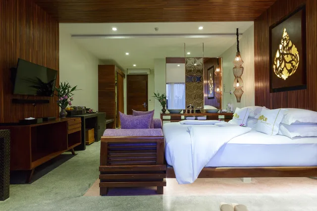 Deluxe, Suite, City View, Balcony, Golden Temple Boutique 3/5