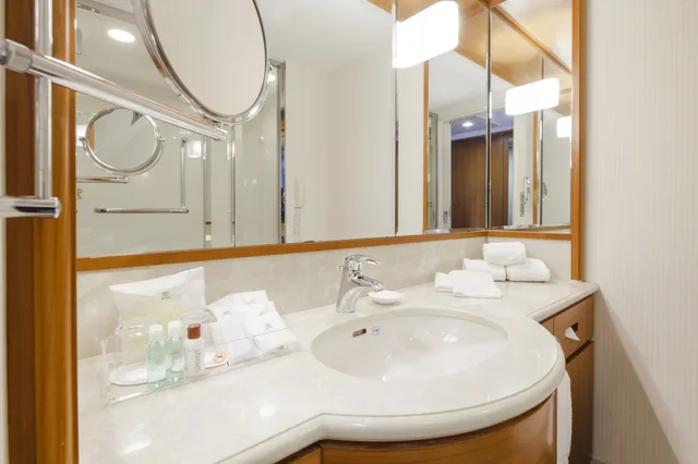 Grand, 2 Double Beds, Bay View, Sheraton Grande Tokyo Bay Hotel 7/7