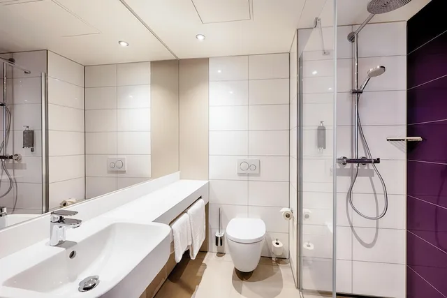 Standard, Double Bed, Premier Inn Lubeck City Centre 8/10