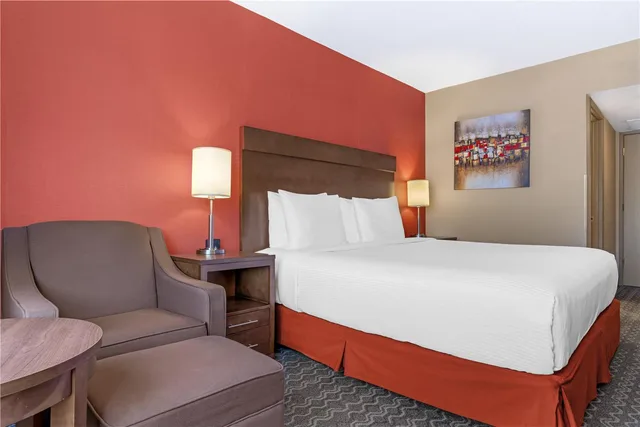 جناح بسرير كينج مع أريكة، Best Western Terrace Inn 3/4