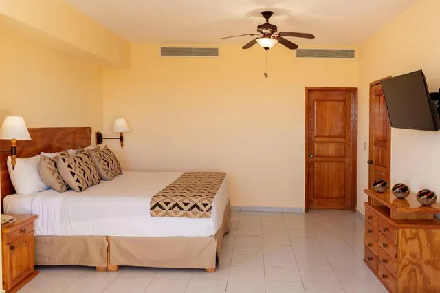 بنتهاوس بـ3 غرف نوم، Hotel Santa Fe Loreto by Villa Group 3/7