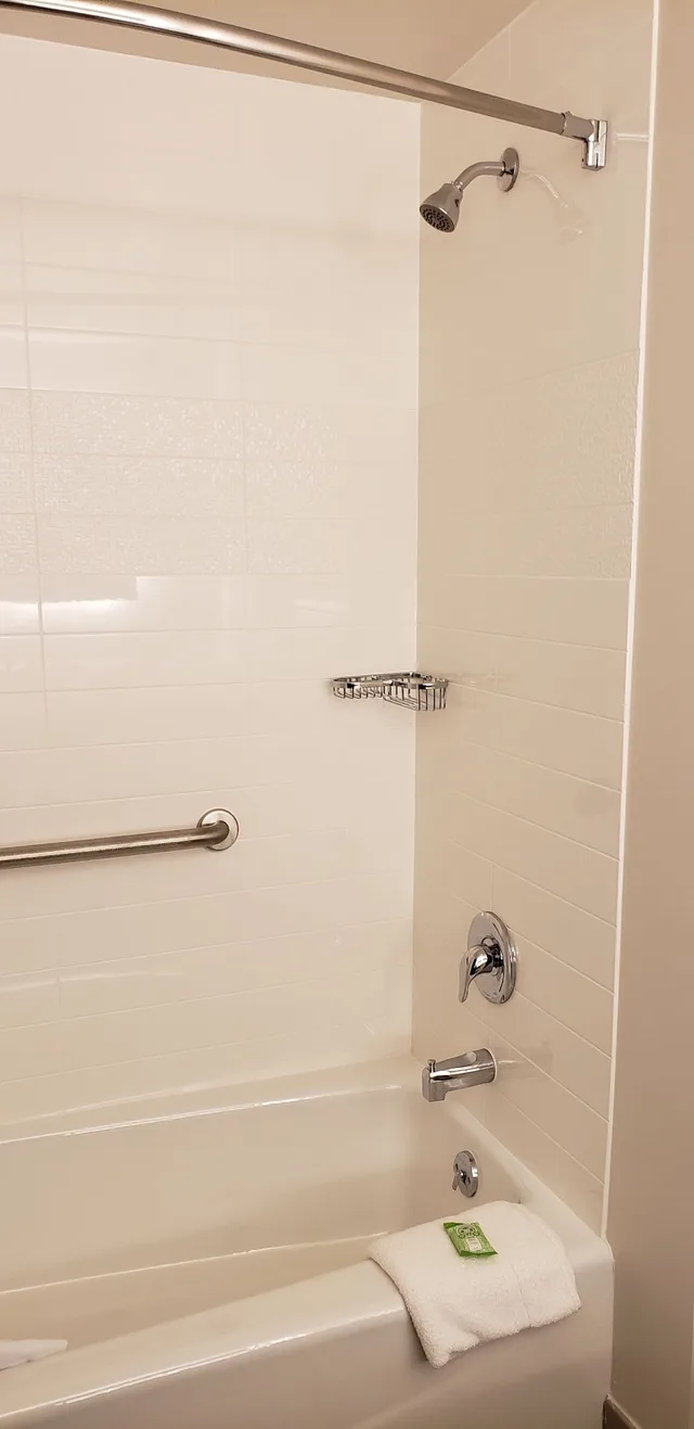 جناح بسرير كينج بغرفة نوم واحدة، Wyndham Garden Fort Lauderdale Airport & Cruise Port 3/3