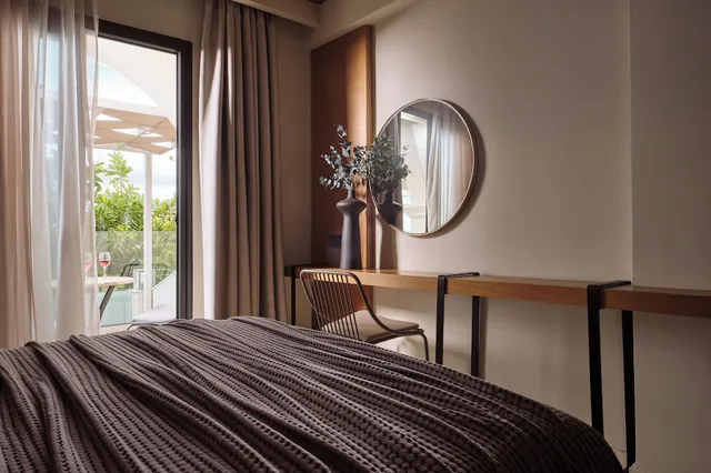Executive, Double Bed, Pool View, Nikon Boutique Hotel 7/9