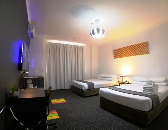 غرفة بريميير، Criterion Hotel 8/10