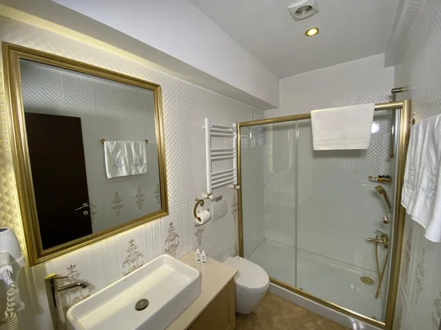 غرفة سوبيريور بسرير مزدوج بإطلالة على البحر، Four Doors Hotel 4/5