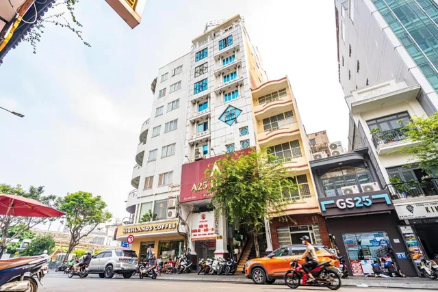 VIP، A25 Hotel 274 de Tham 1/2