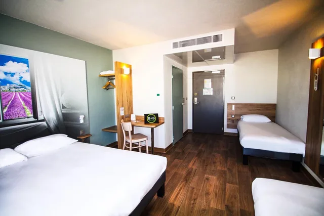 غرفة رباعية، B And B Hotel Montelimar Sud 4/9