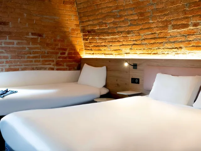 غرفة قياسية ثلاثية بسرير مزدوج، Ibis Styles Colmar Centre 3/8