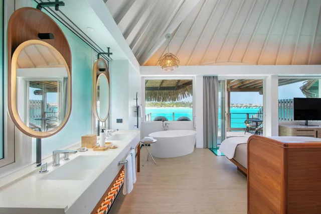بنغل بسرير كينج، Westin Bora Bora 3/3