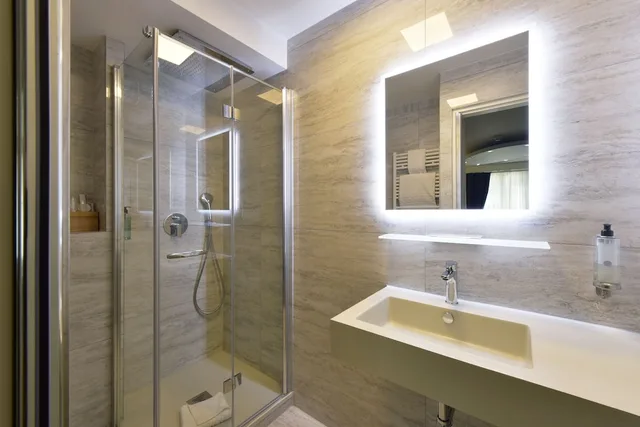 غرفة سوبيريور بسرير مزدوج أو سريرين منفصلين، Hotel Rousseau Geneva 3/4