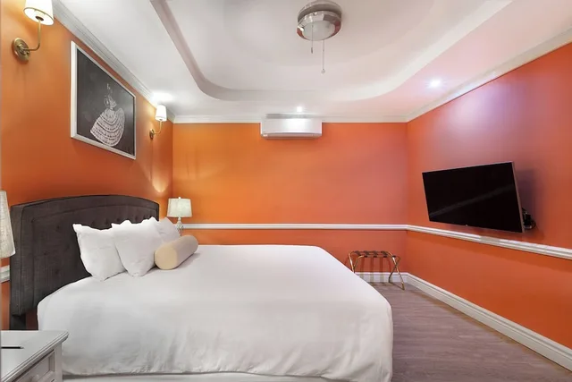 Heritage, Mia, Colonial, King Bed، Hotel La Perla 3/6