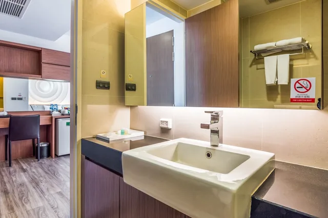 استوديو بسرير كينج، Olive Bangkok Hotel 7/8