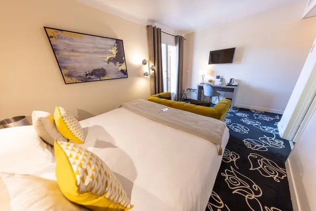 غرفة سوبيريور بسرير كينج بشرفة، Hotel Madeloc 4/8