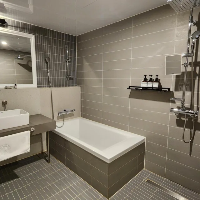 Family, Twin Beds, Pool Access, Hound Hotel Busan Station 6/6