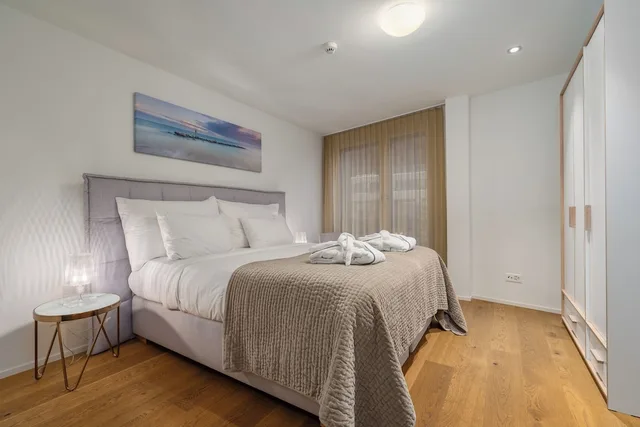شقة فاخرة بسريرين كينج بغرفتي نوم مع أريكة، Swiss Hotel Apartments Interlaken 7/10