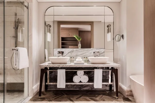 2 Bedrooms, Beach, Suite, 1 King and 2 Queen Beds، One&Only Le Saint Geran 3/4