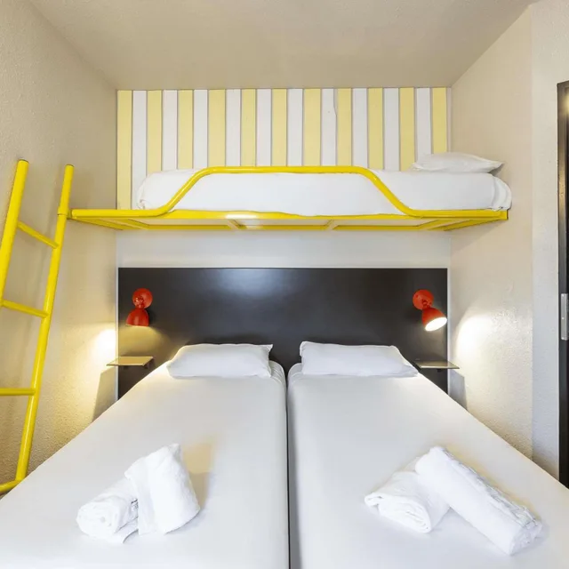 Pop, Triple, Double and Bunk Bed، Greet Hotel Limoges Nord 4/10