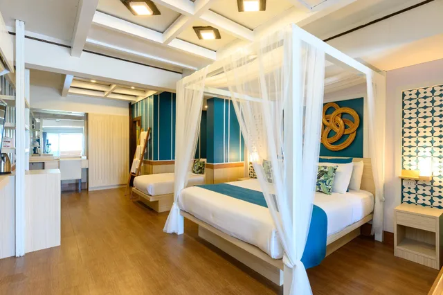 غرفة ثلاثية بإطلالة على البحر، Maldives Beach Resort 2/3