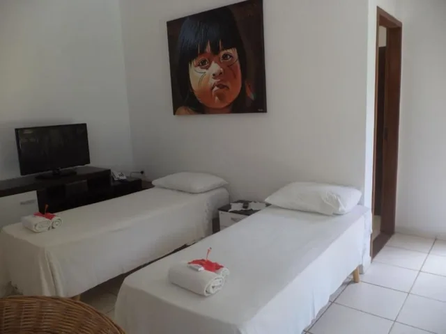 Master, Chalet, 1 Double and 3 Single Beds، Arraial Praia Hotel Pousada 2/8