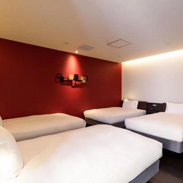 غرفة بريميوم رباعية، HOTEL AMANEK Osaka Namba 1/5