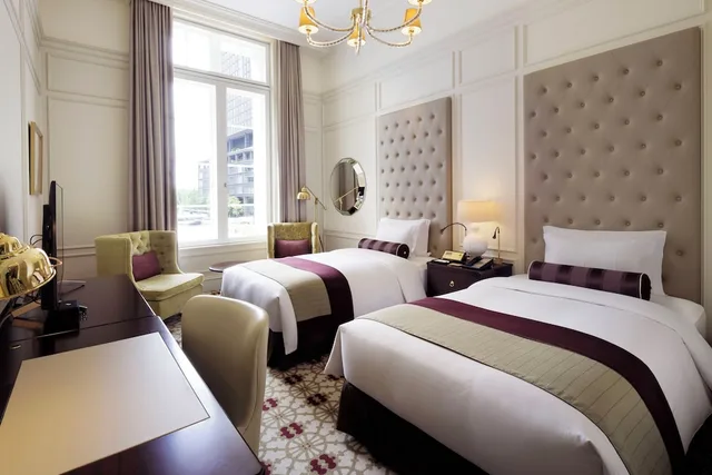 Palace, Comfort, Twin Beds, Palace Side، The Tokyo Station Hotel 2/3