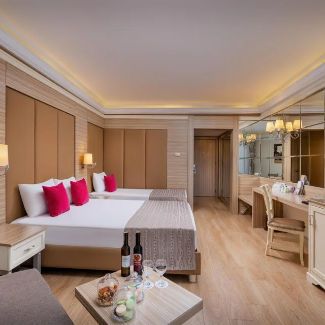 Standard, Double or Twin Bed, Land View، Delphin Deluxe Resort 8/10