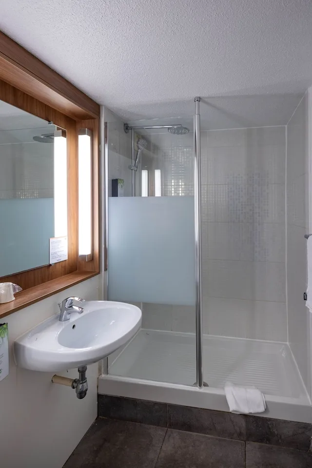Comfort, Double Bed, Campanile Arles 4/5