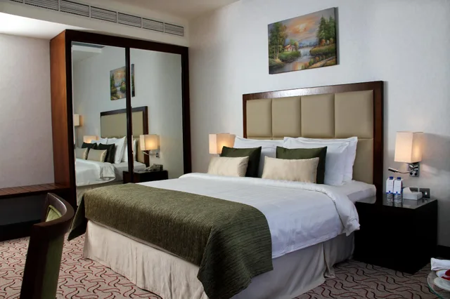 Room, Creek Side، Samaya Hotel Deira Dubai 3/3